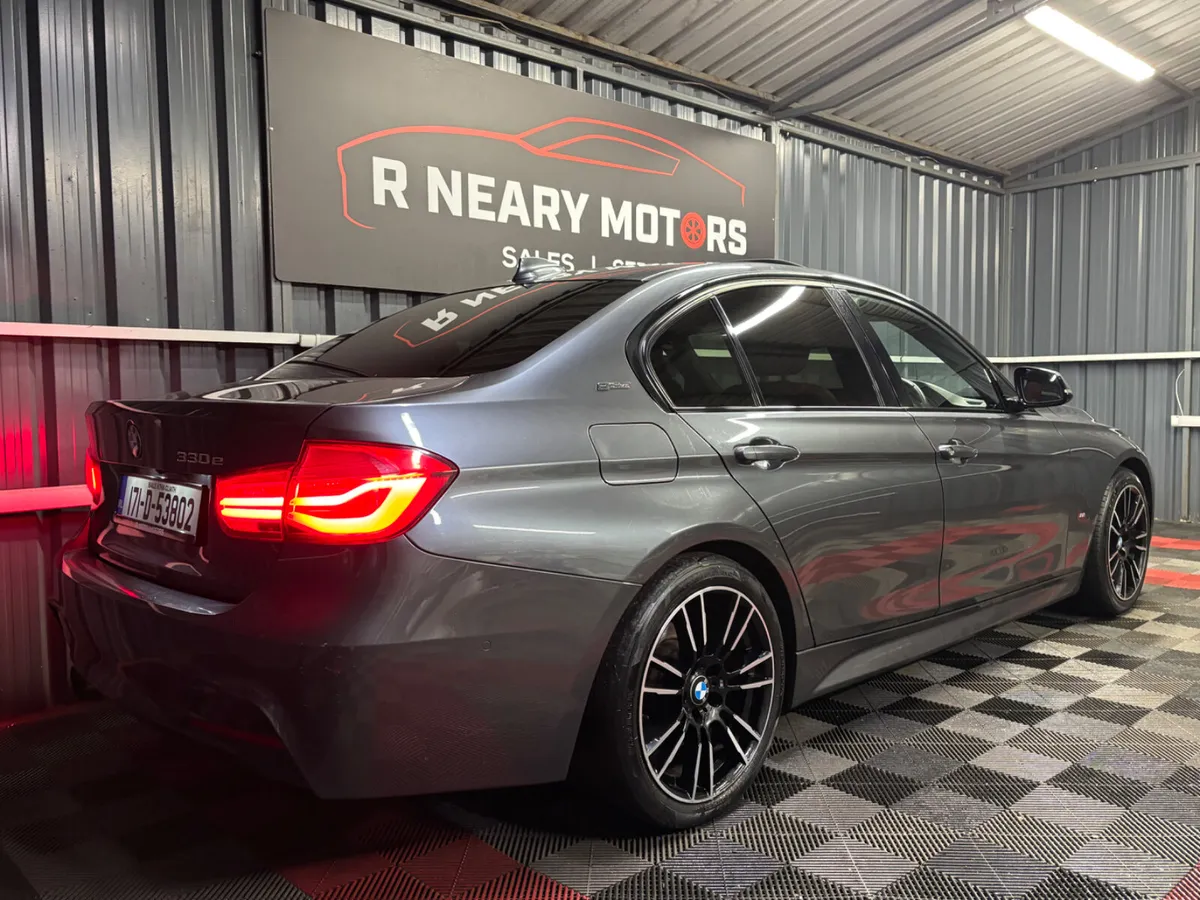 2017 BMW 3-Series 330e M-Sport Plus model - Image 3