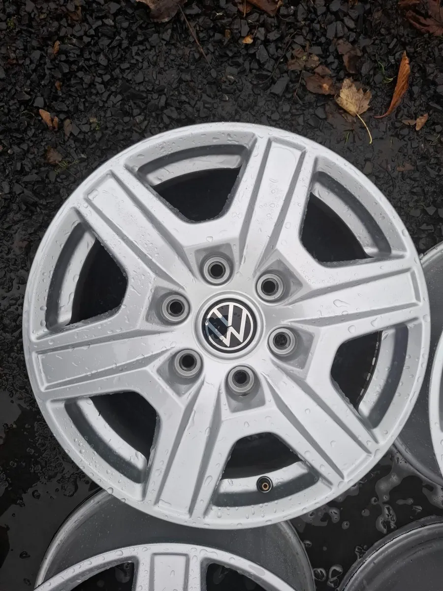 17" Genuine Vw Amarok Alloys - Image 3