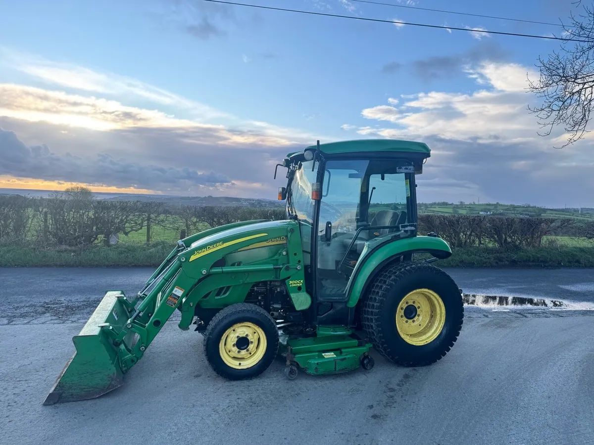 John Deere Compact Tractor with Loader - Image 1