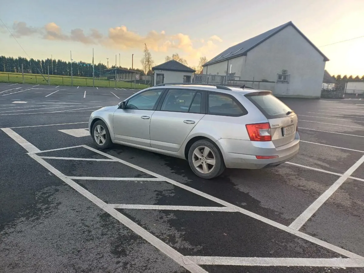 Skoda octavia 2 .0 tdi - Image 4