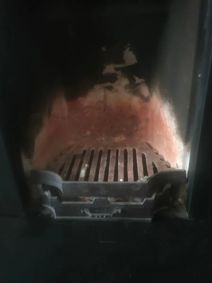 Fire grate, guard, bucket and companion set - Image 4