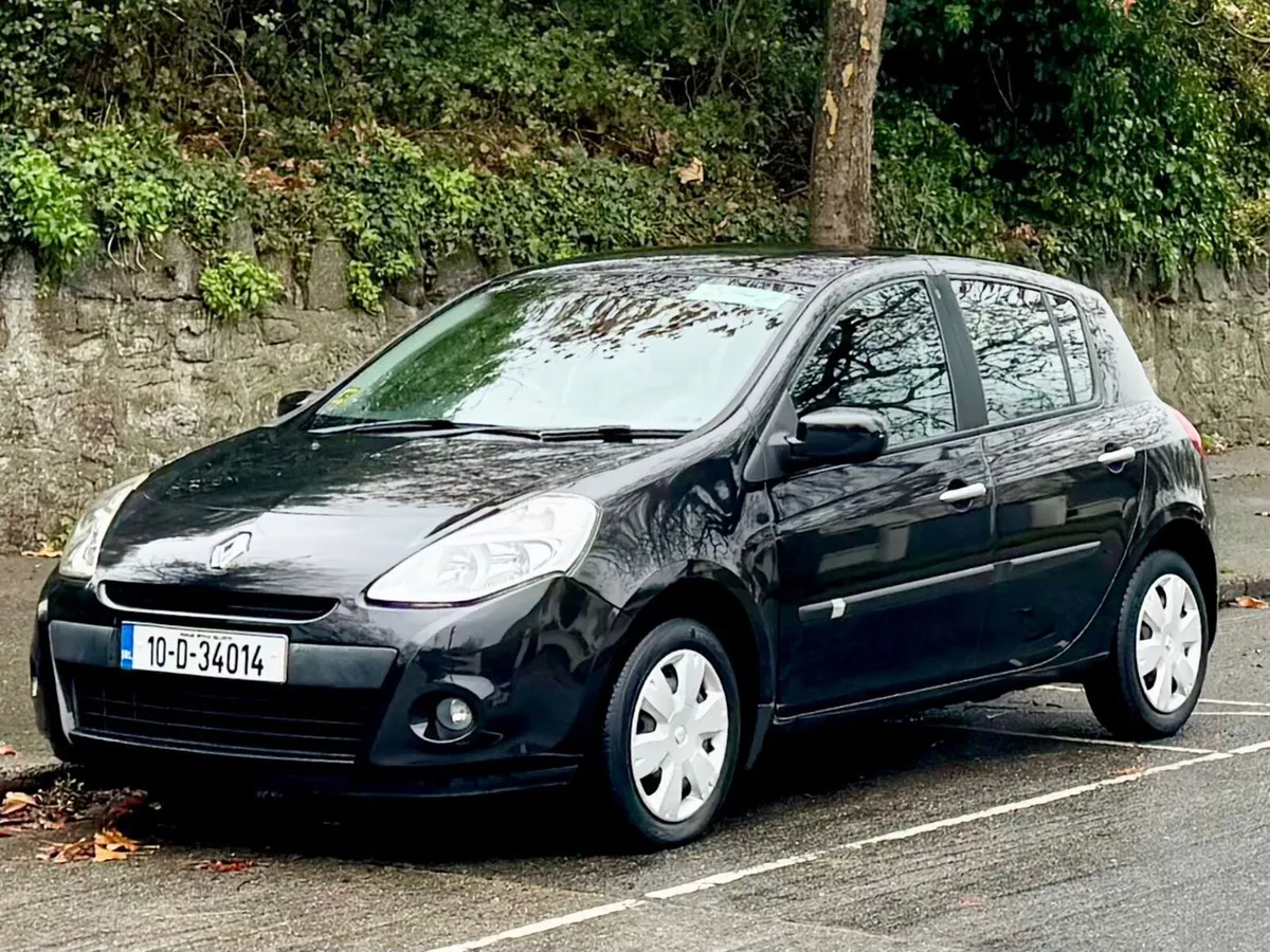 Renault Clio Nct 10/26  Tax 12/25 low mileage - Image 1