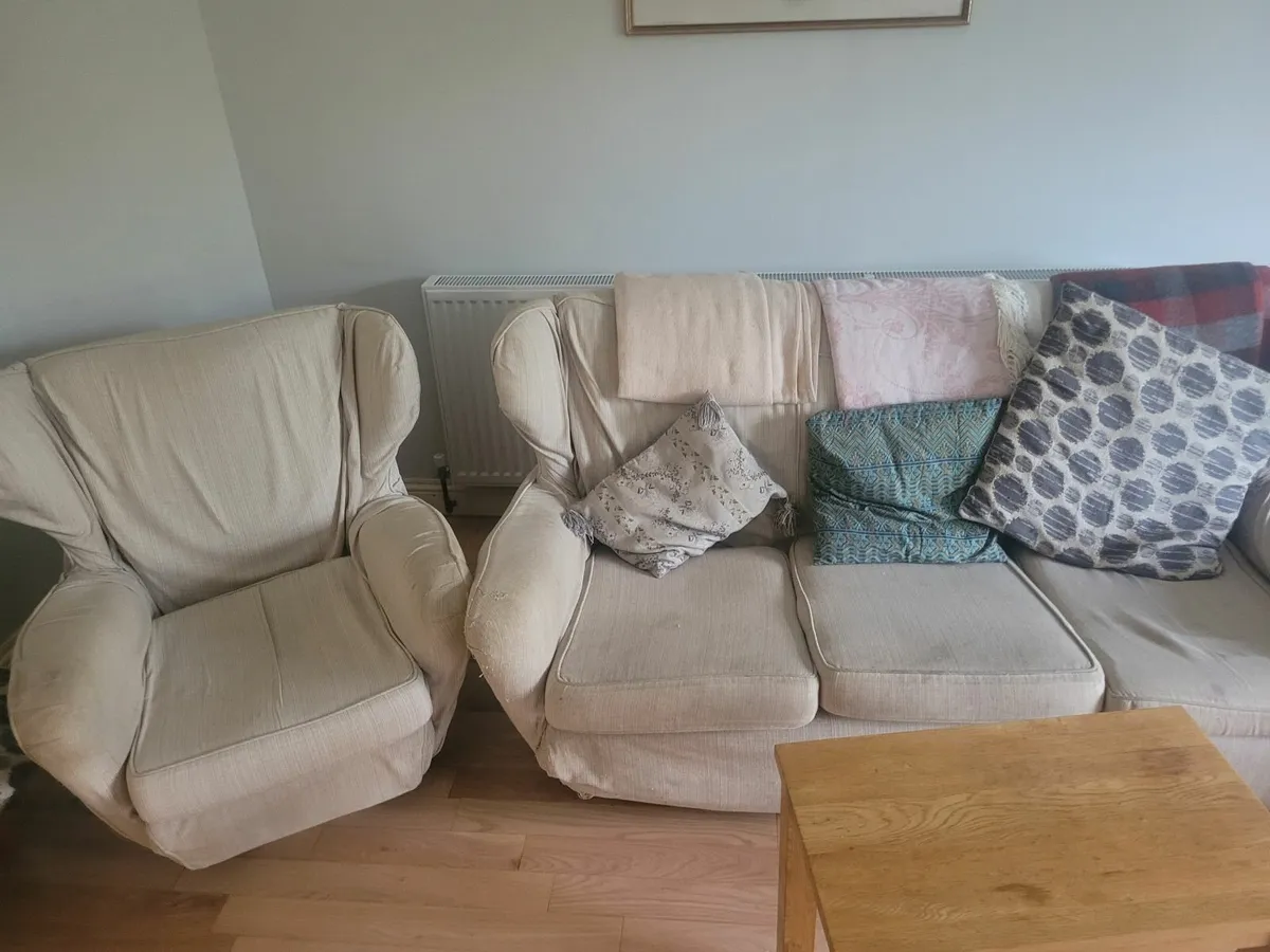 3 pace vintage sofa suite - Image 2