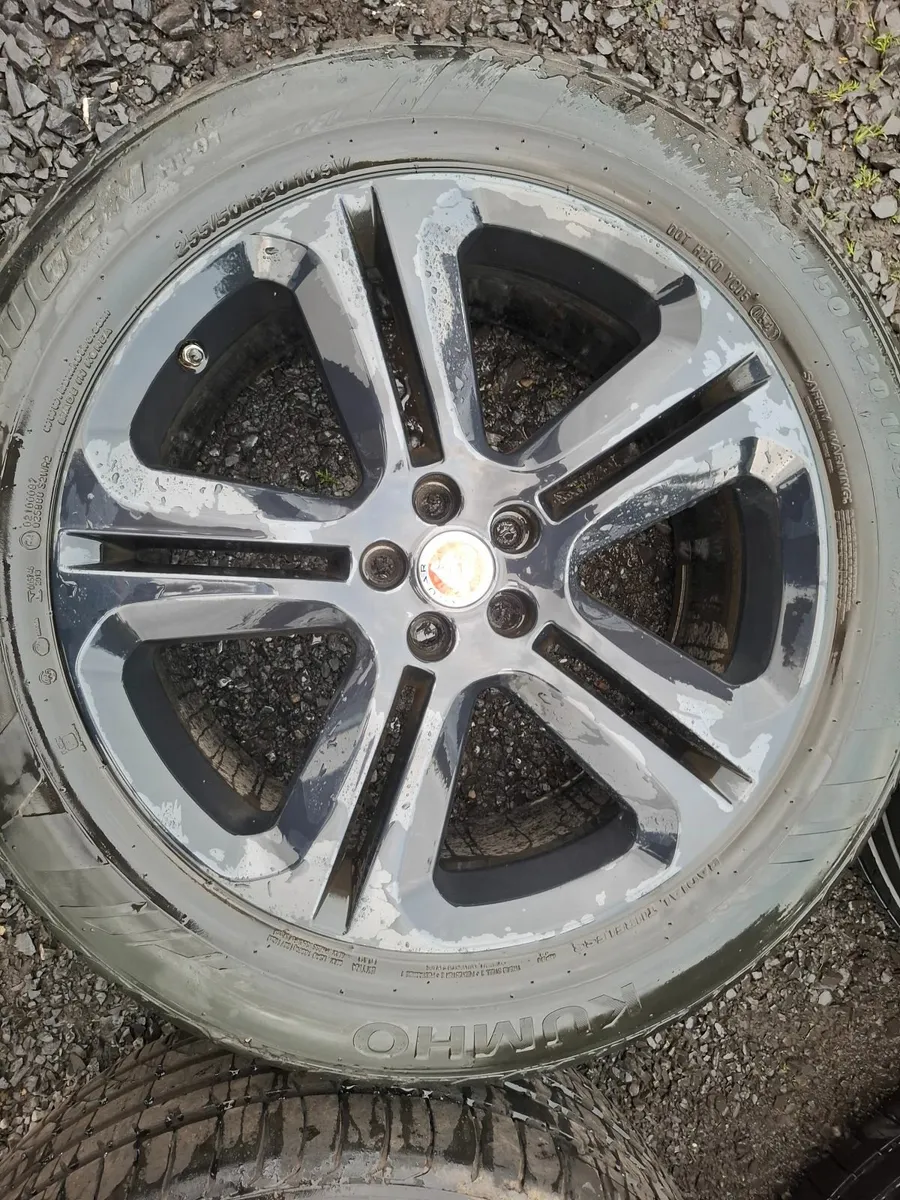 20" Genuine Jaguar F Pace Alloys with tyres - Image 3