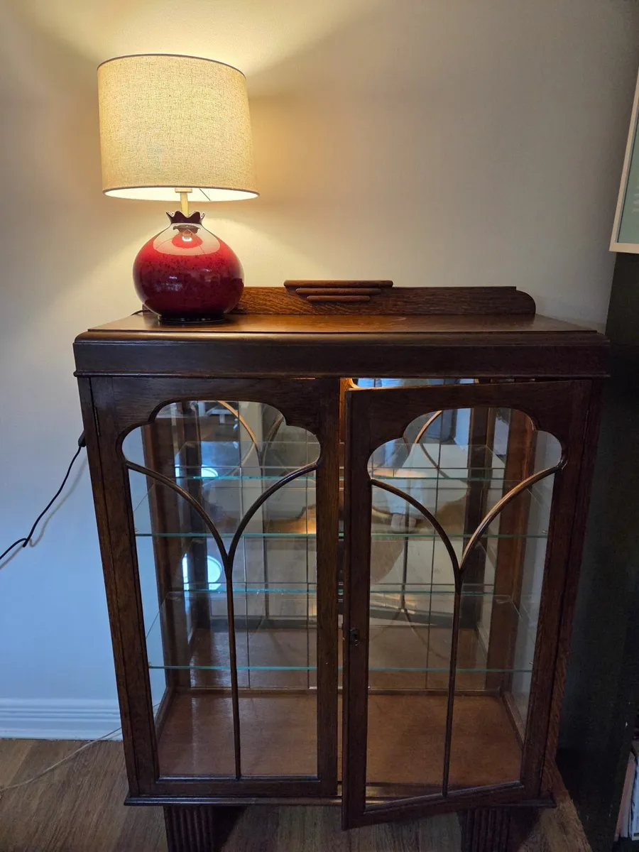 China Cabinet - Image 1