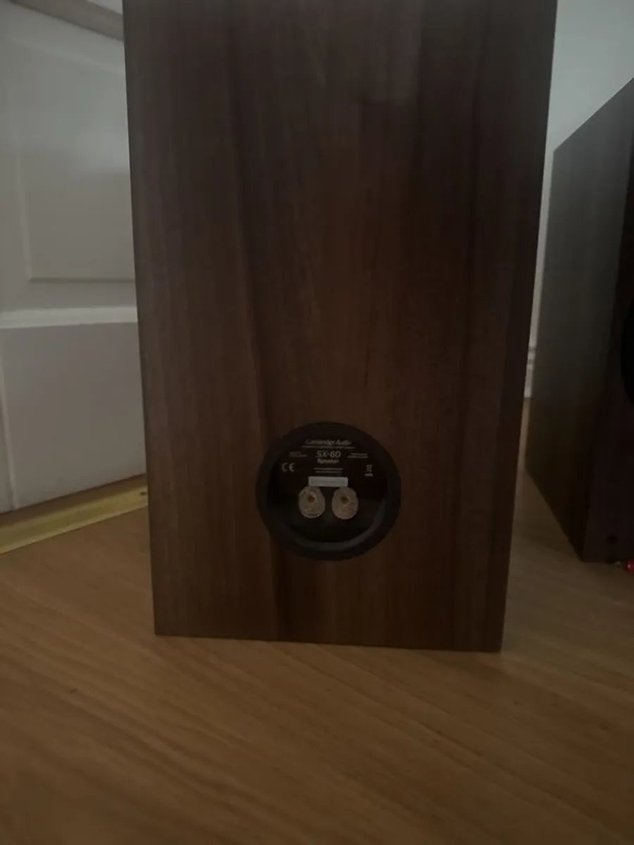 Cambridge audio speakers in very good condition - Image 2