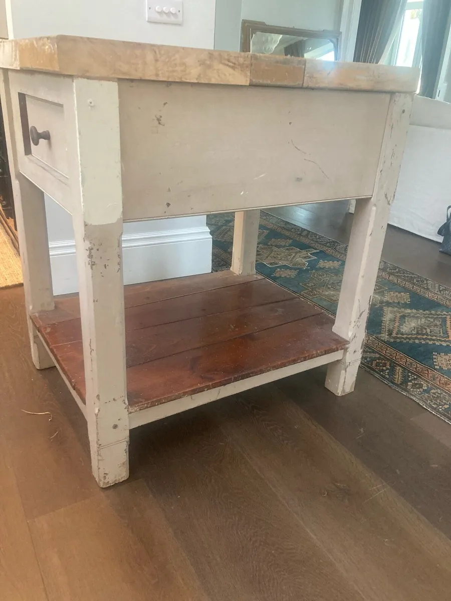 Chalon butchers block island - Image 3