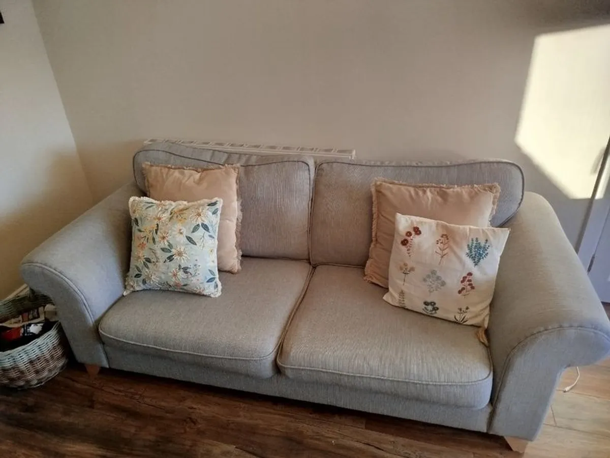 3 seater sofa couch and armchair - Image 1