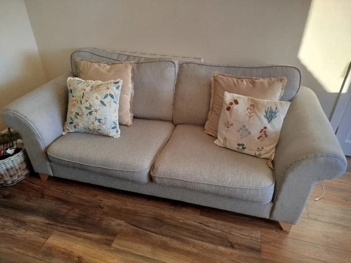 3 seater sofa couch and armchair - Image 4