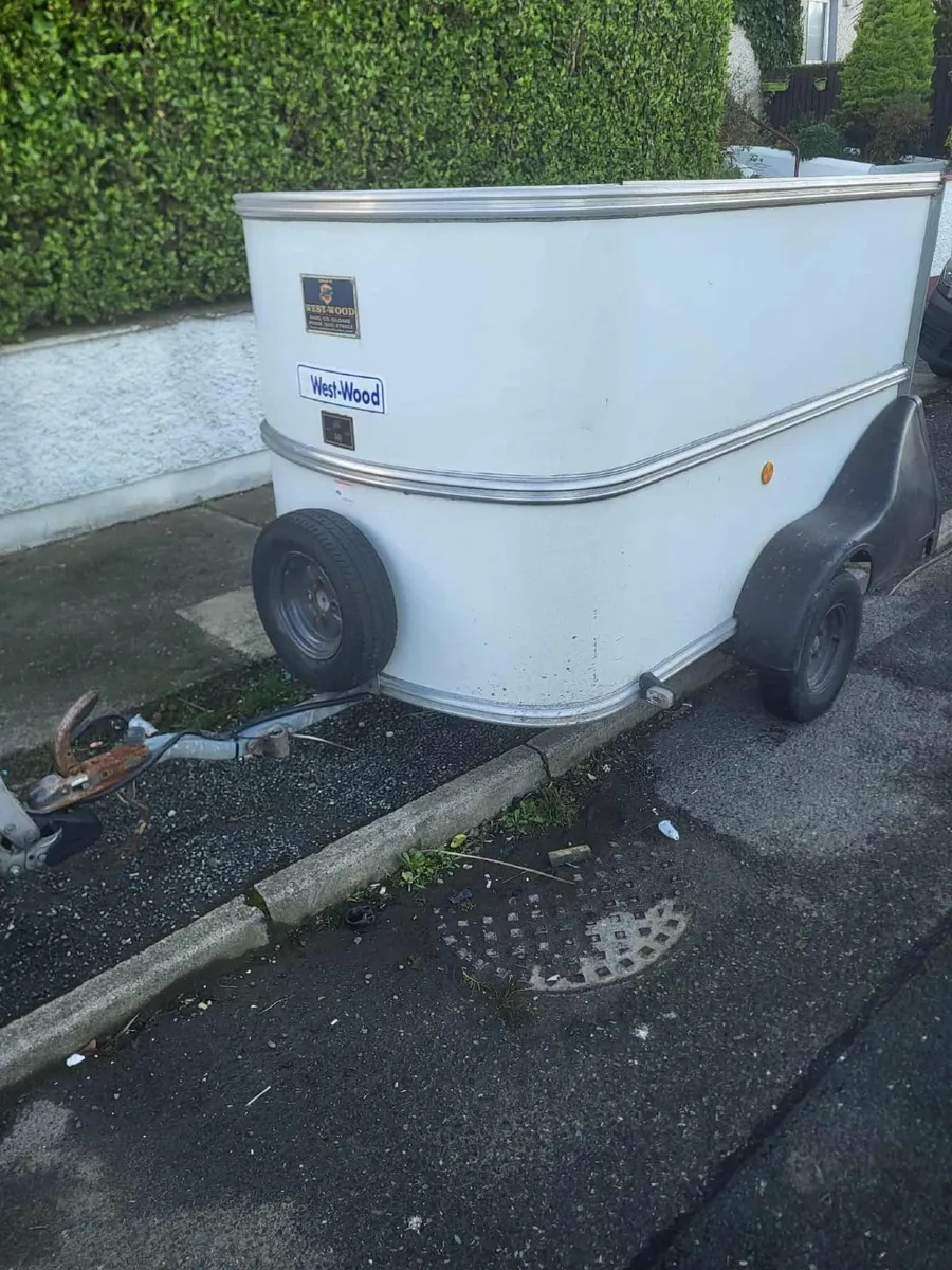 6x4 ifor williams box trailer - Image 1