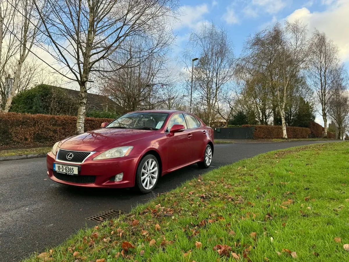 10 Lexus IS220 Diesel EXECUTIVE - Image 1