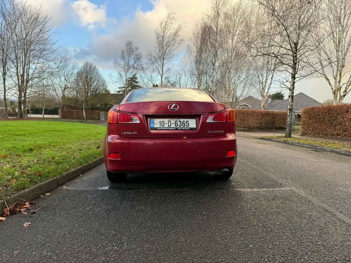 10 Lexus IS220 Diesel EXECUTIVE - Image 4