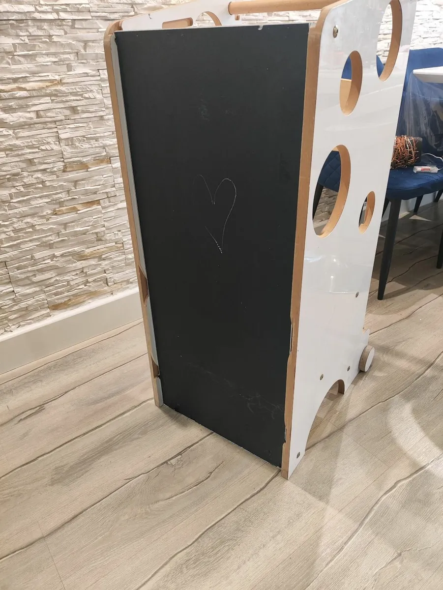 Leea learning tower - Image 2