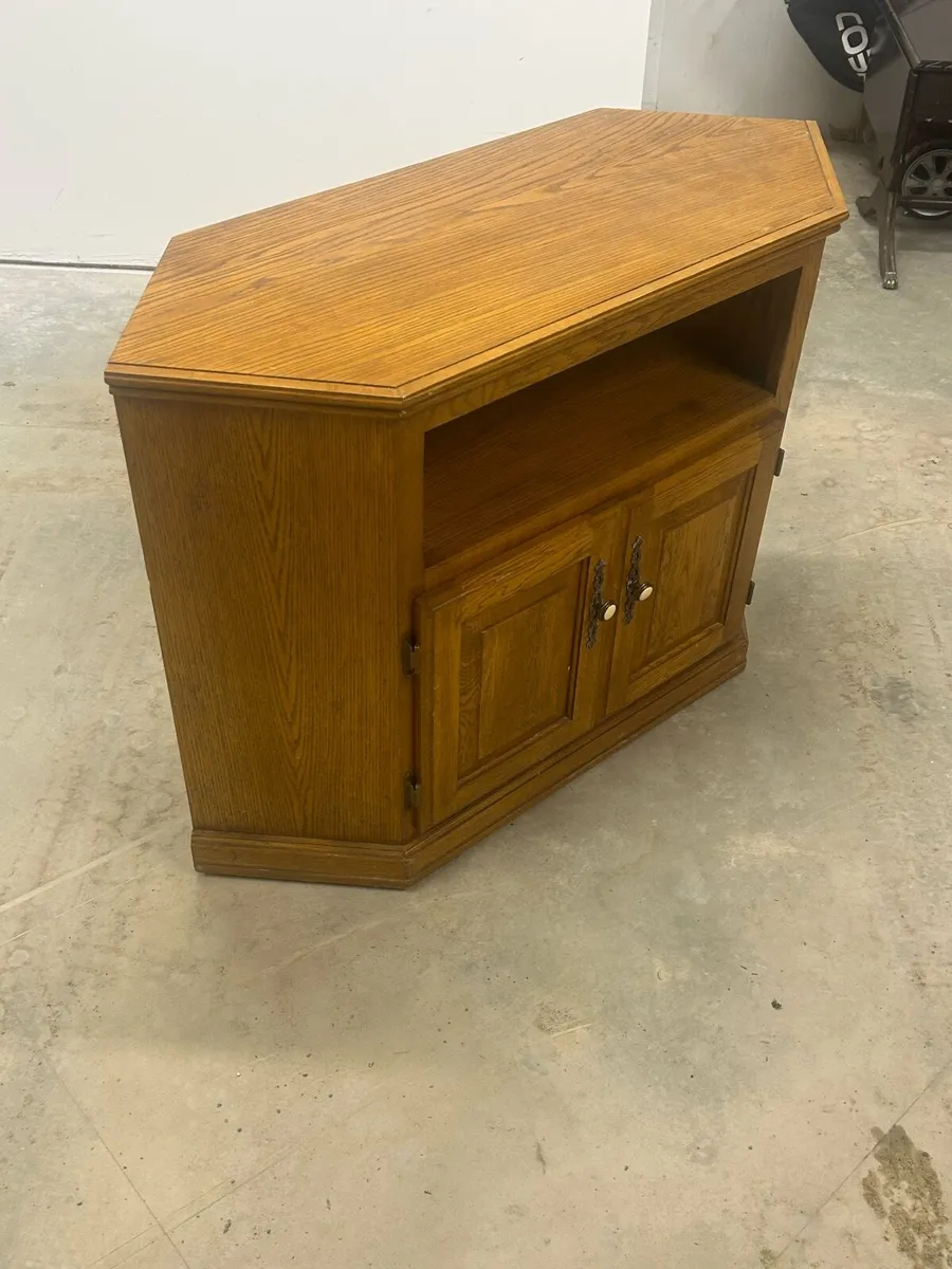 Tv cabinet - Image 2