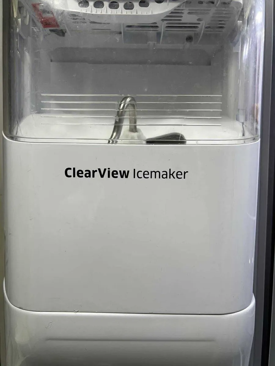 Samsung American Style Fridge Freezer - Image 3