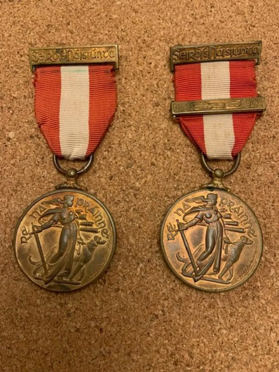Caomhnóirí Áitiúla (Local Security Force) Medals - Image 1