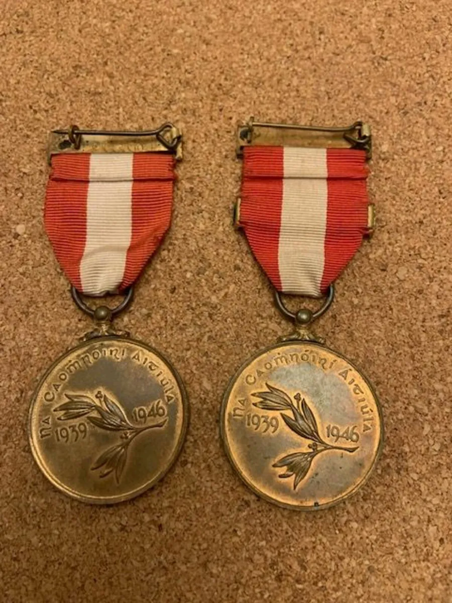 Caomhnóirí Áitiúla (Local Security Force) Medals - Image 2