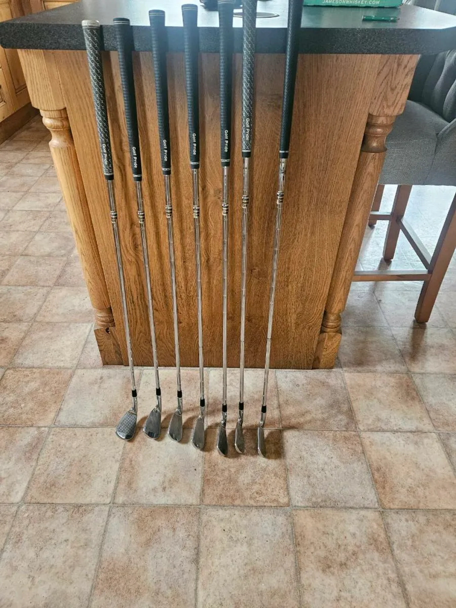 Golf Irons - Titleist AP2 Iron Set - Image 1