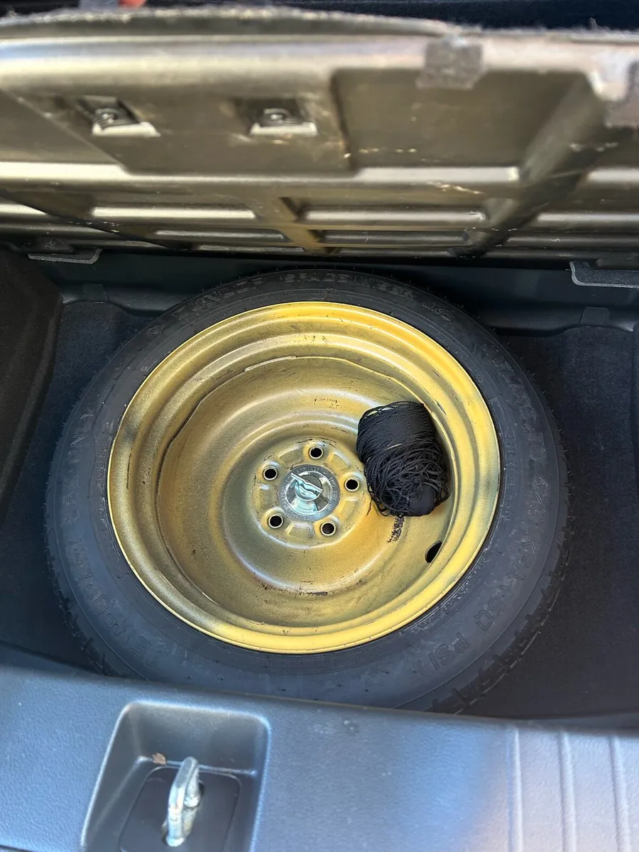 2012 Honda Civic. Very Low Mileage!!! - Image 3