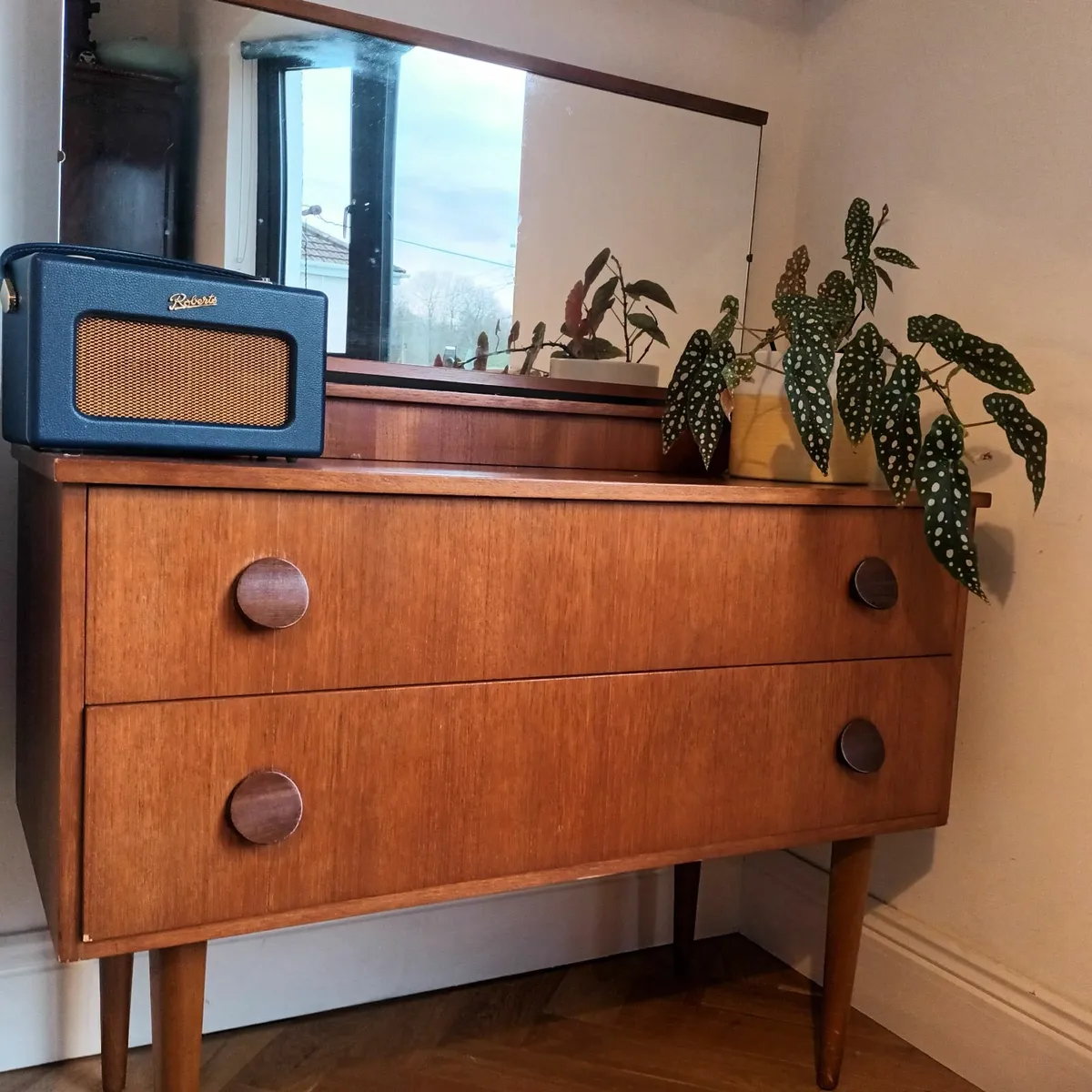 Mid century sideboard / console - Image 2