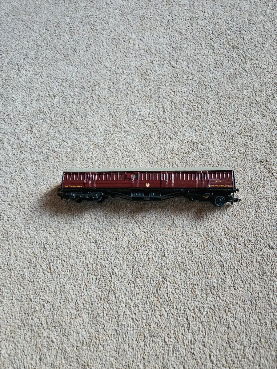 Hornby Lima Triang Carraige - Image 1