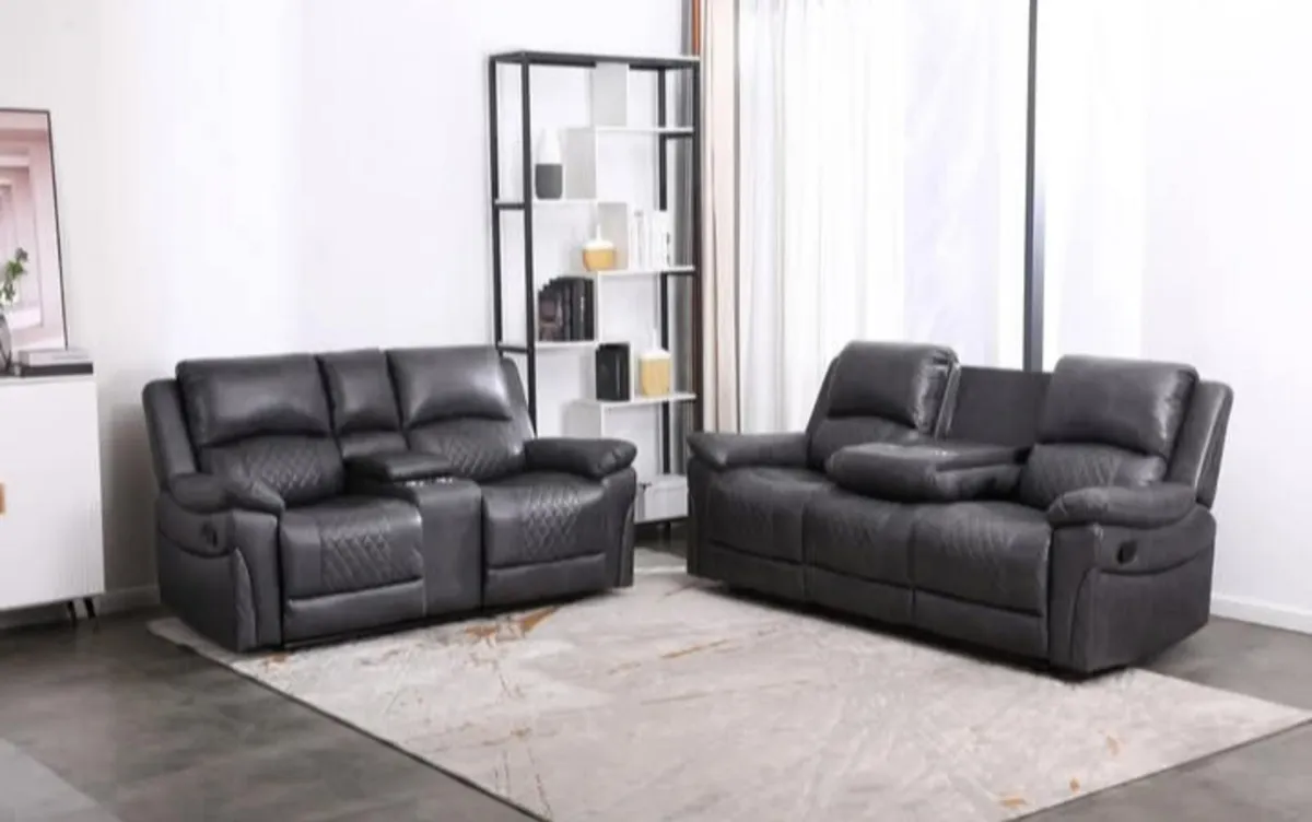 Norman leather recliners - Image 1