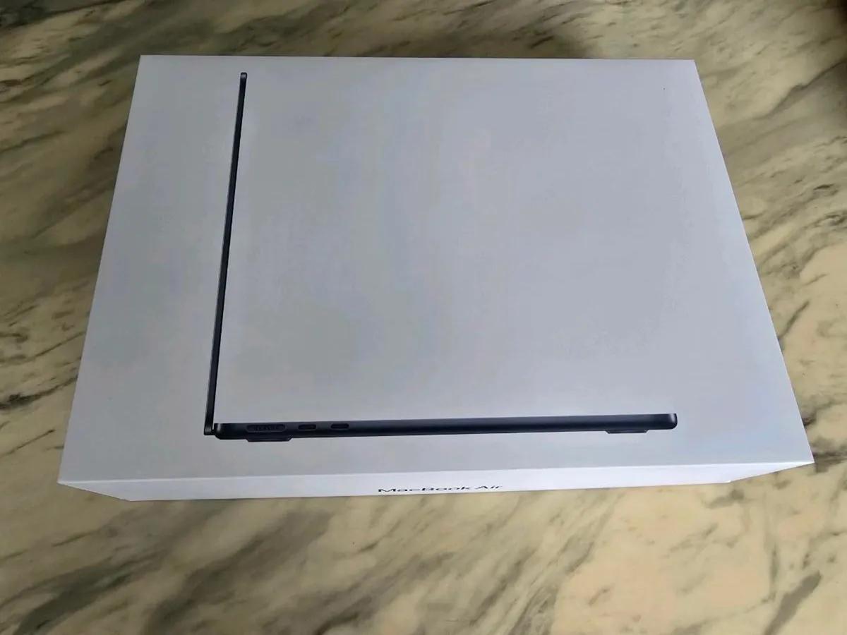 Apple Macbook M2 2025 - Image 1