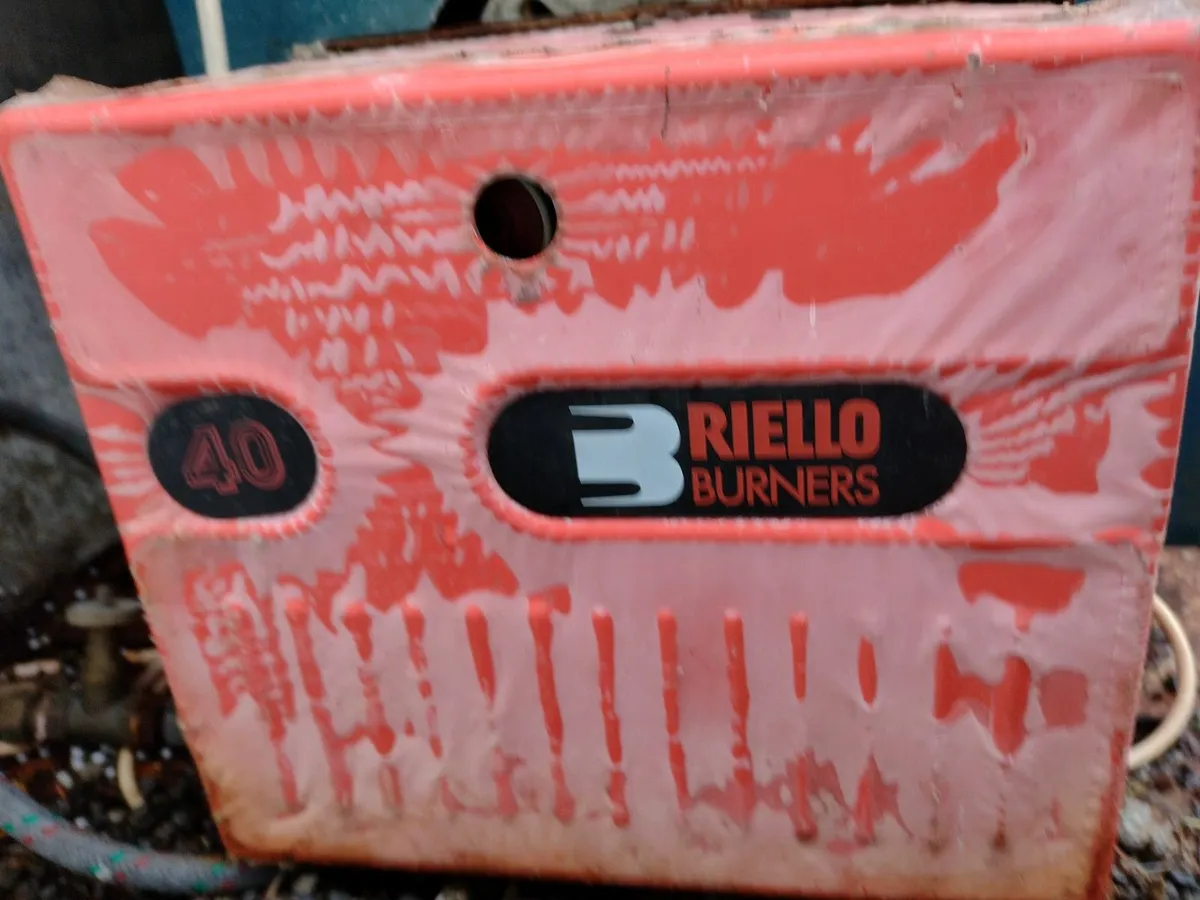 Oil boiler - Image 1