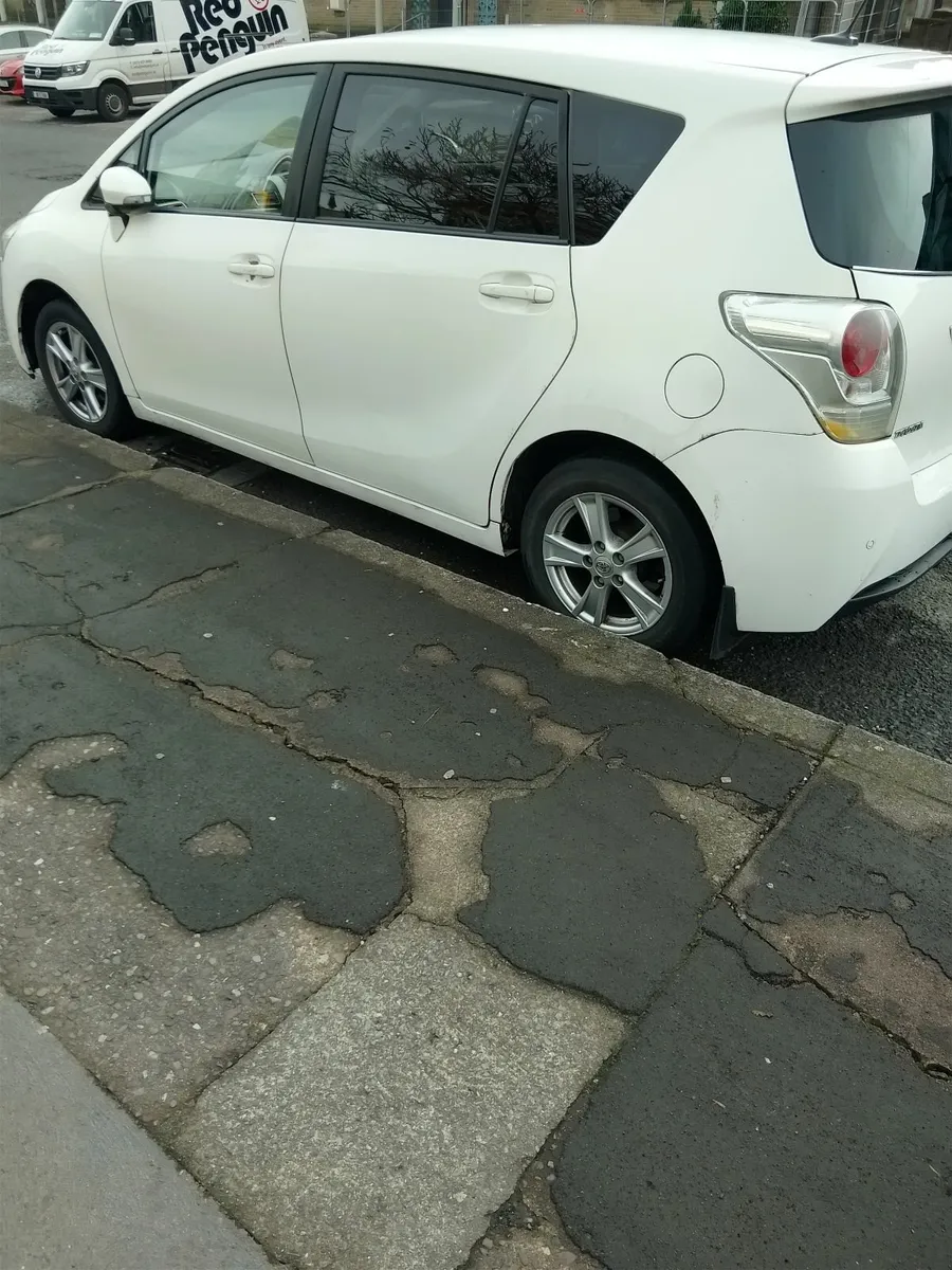 Toyota Verso 2013 - Image 1