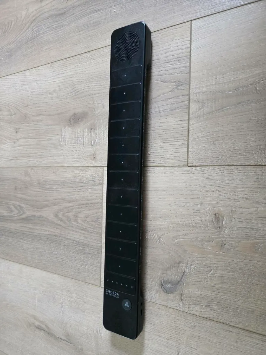 Artiphon Chorda Synth - Image 1