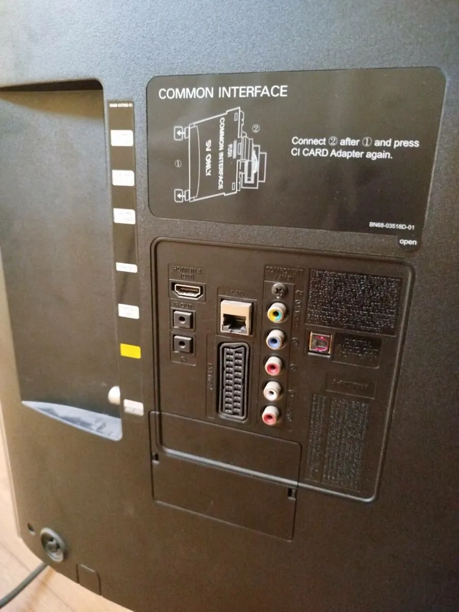 Samsung 50 inch TV - Image 2