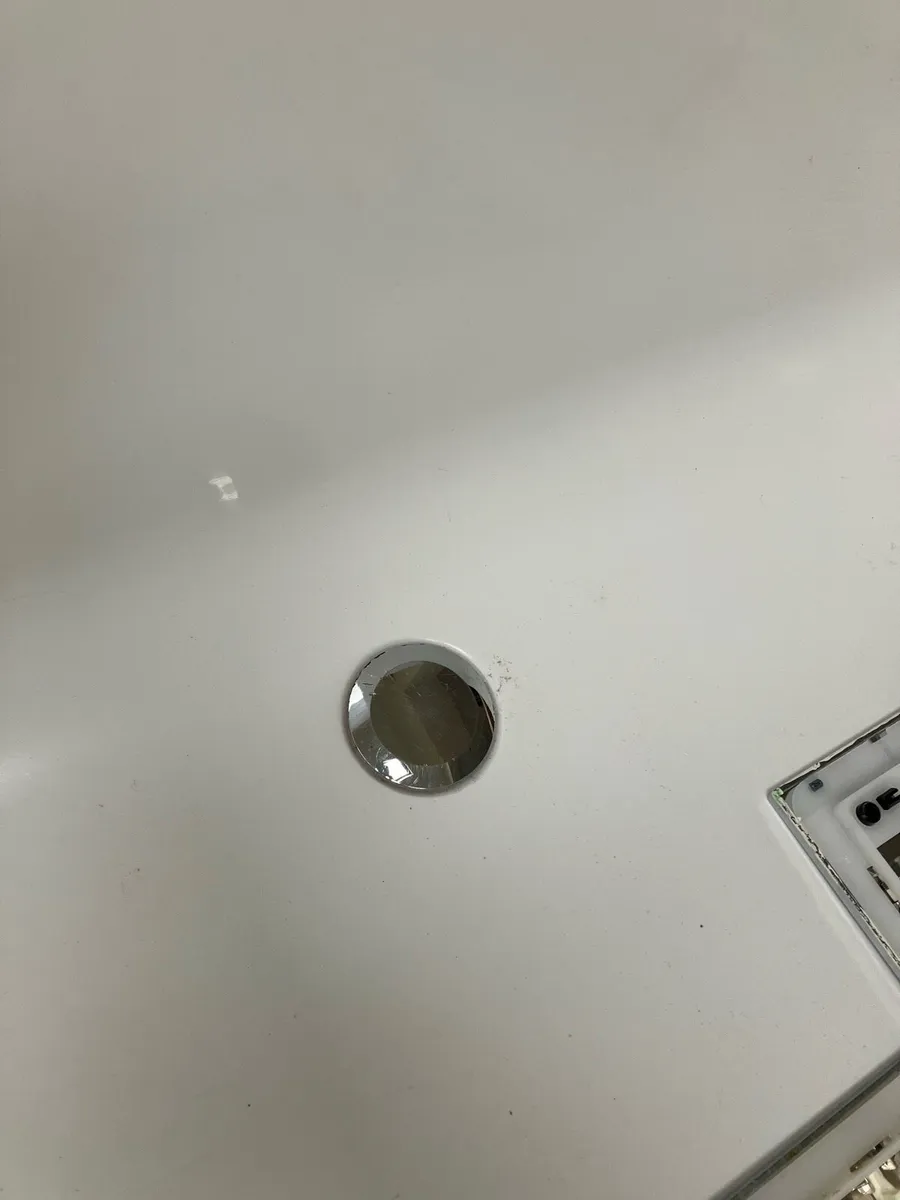 Villeroy & Boch bath 1800 by 800mm. - Image 2