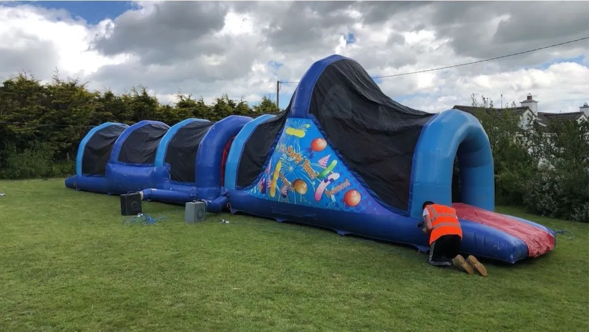 bouncy castles - Image 1