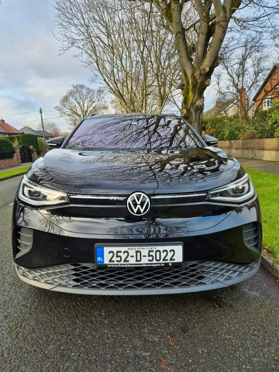 252 ID.4 Black Upgraded Alloys Top Spec - Image 1