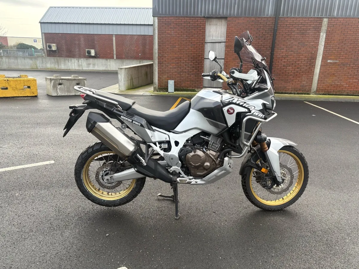Honda crf  1000 Africa twin 2019 - Image 4
