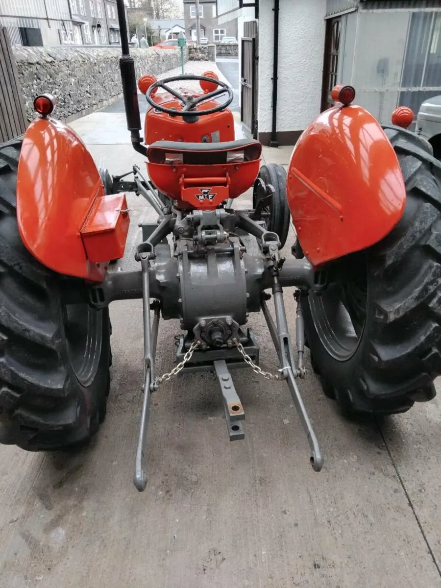 Vintage tractors. - Image 2