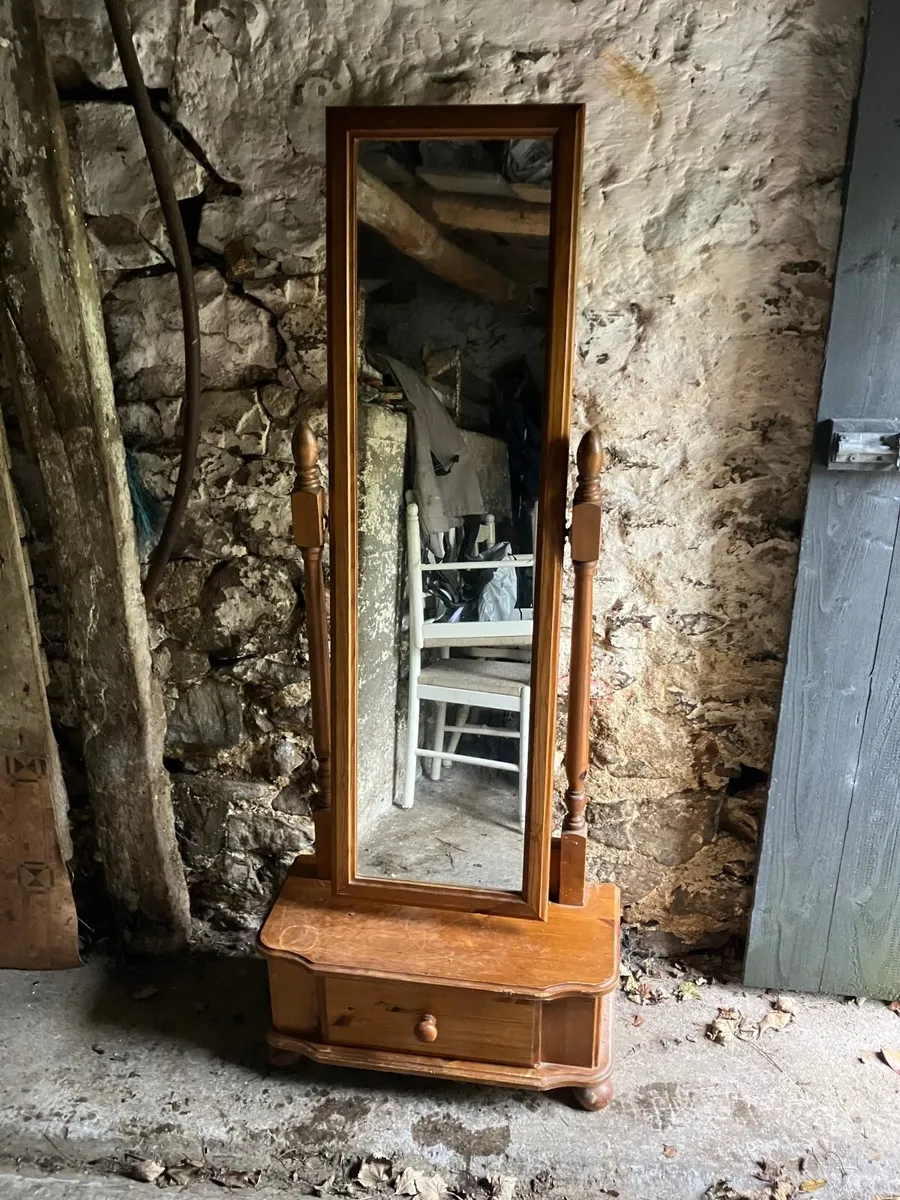 Mirror with drawer underneath