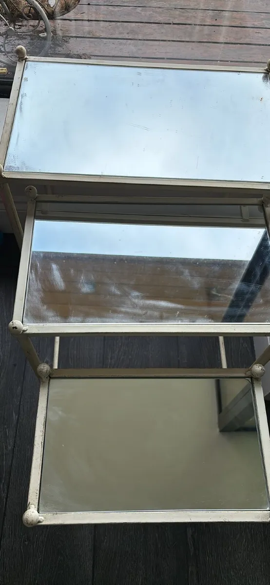 Nested table cream with glass top - Image 3