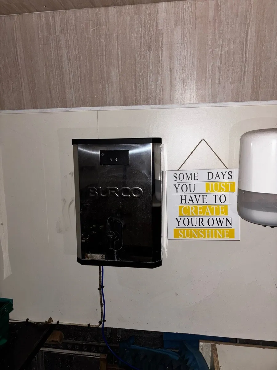 Mobile Coffee Cabin- (no van included) - Image 4