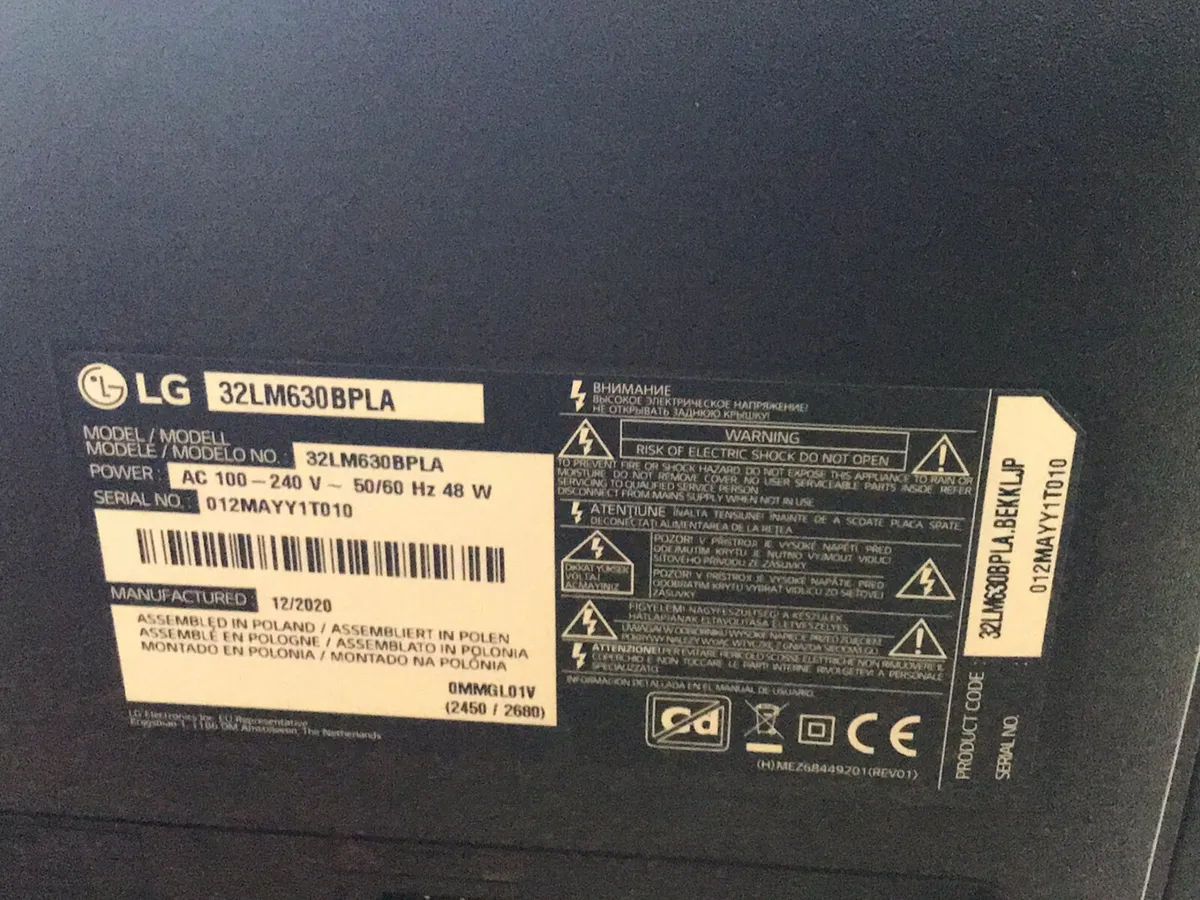 LG 32 inch 720p Smart TV - Image 2