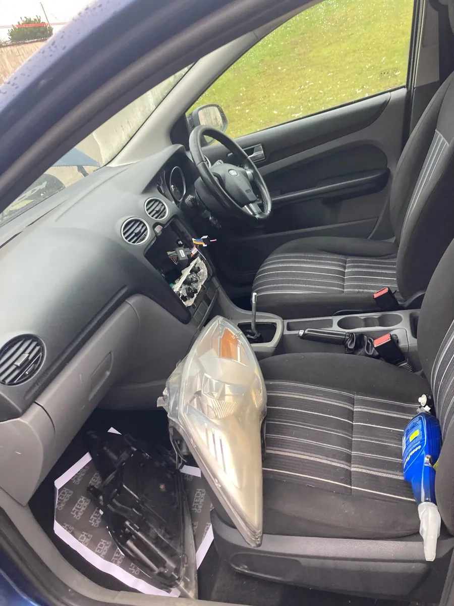 Ford Focus - Image 2