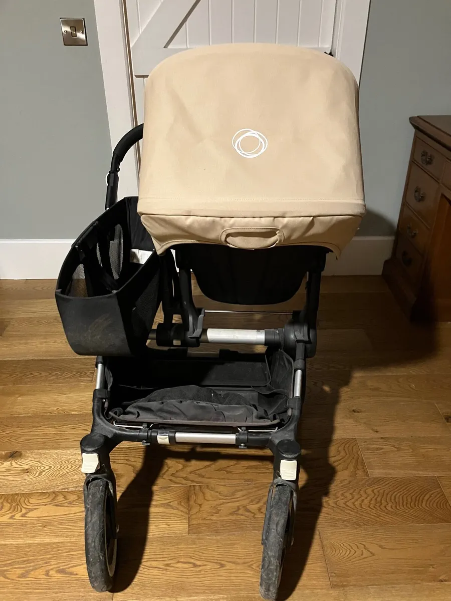 Pushchair - Image 3