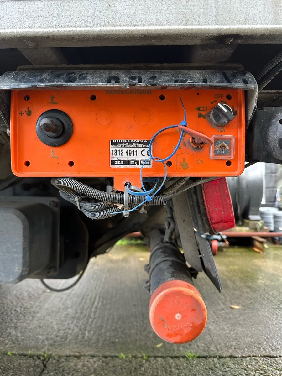 Dhollandia 1T tail lift - Image 3