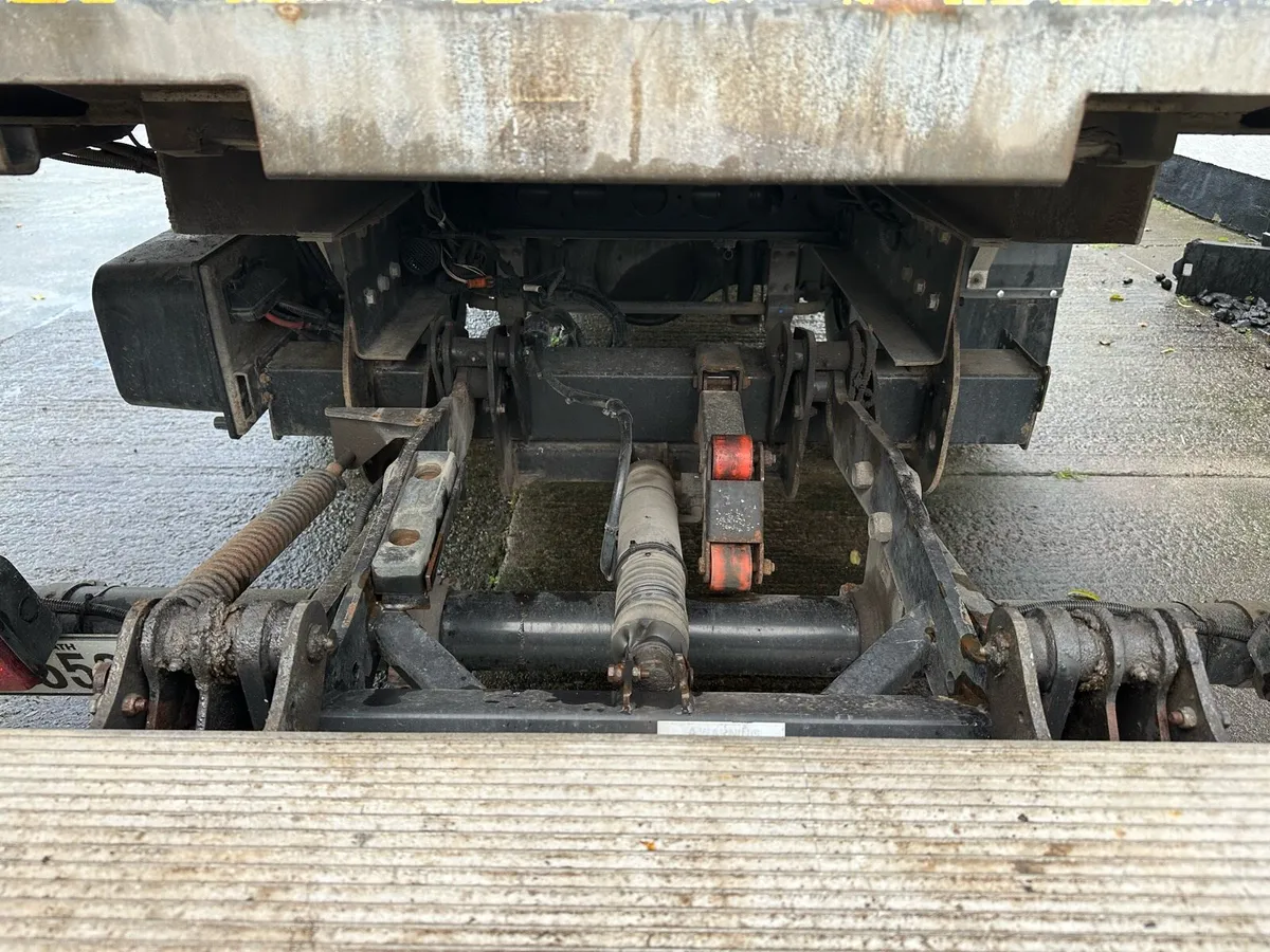 Dhollandia 1T tail lift - Image 4