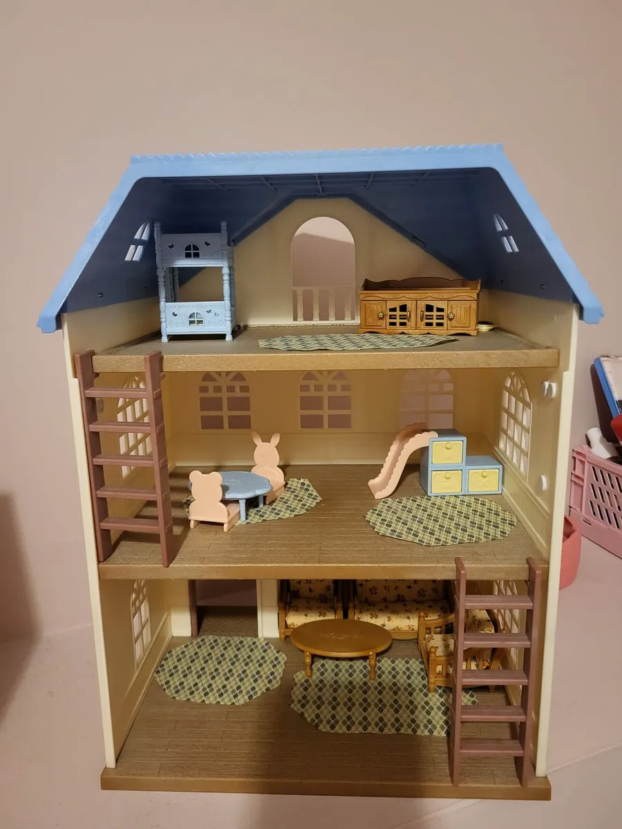 Sylvanian families bundle - Image 3