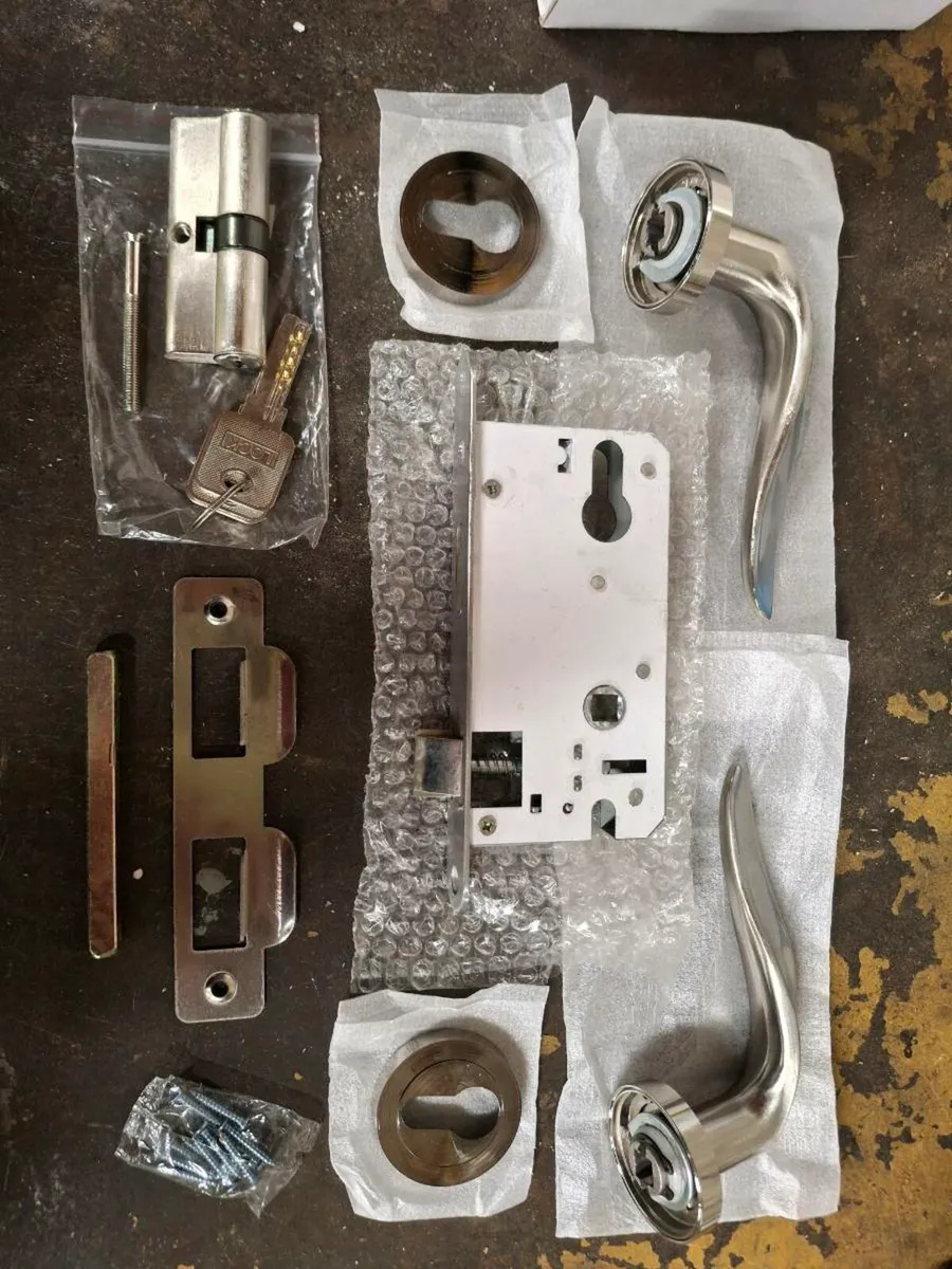 2 x Internal doors - Image 3