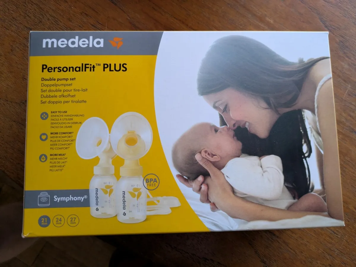 Medela breast pump double collection kit - Image 1