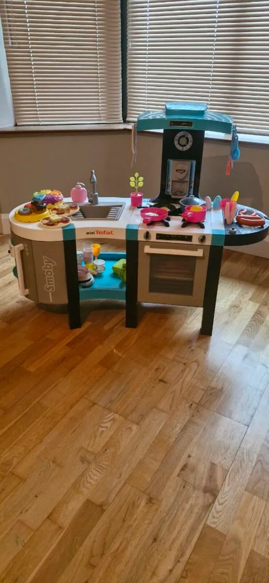 Smoby Kitchen & Shop - Image 1