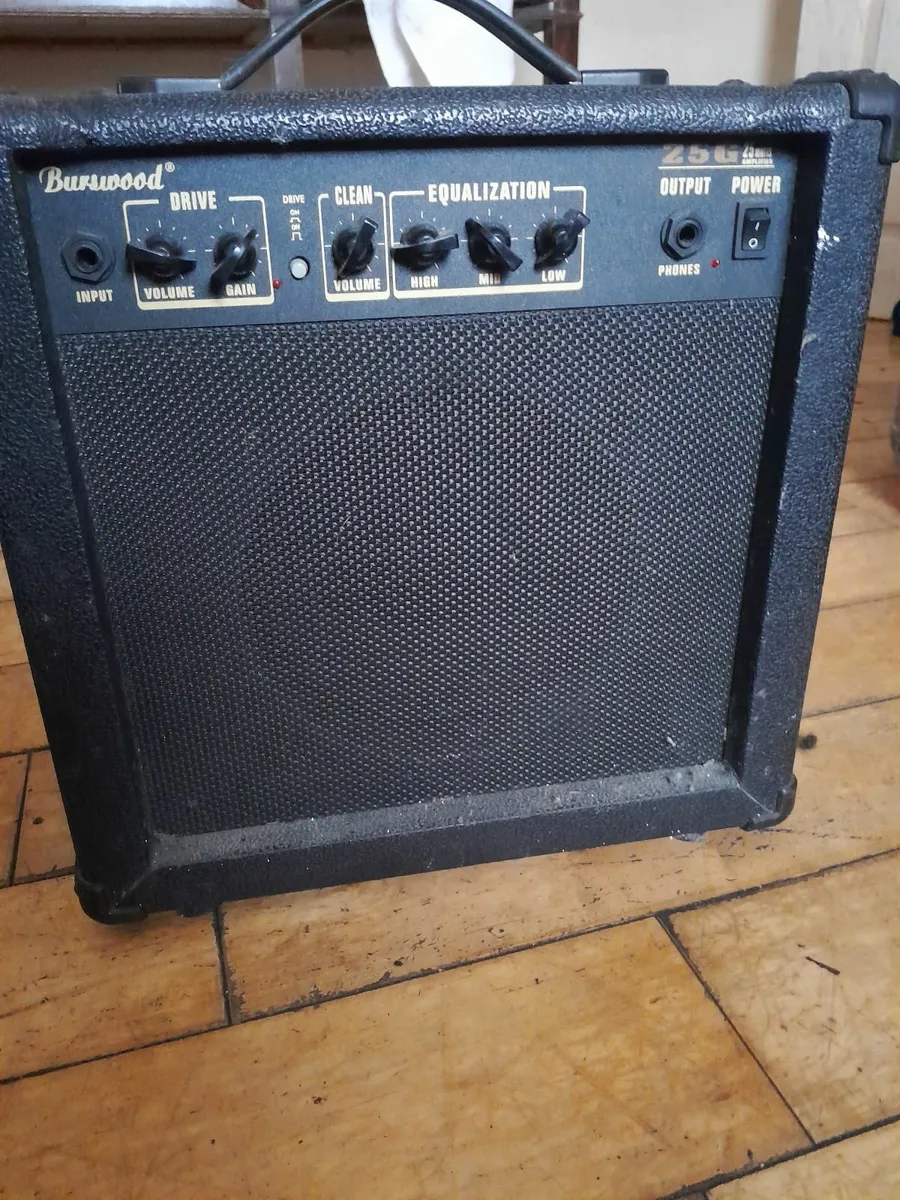 Guitar amp, clean, drive sounds,