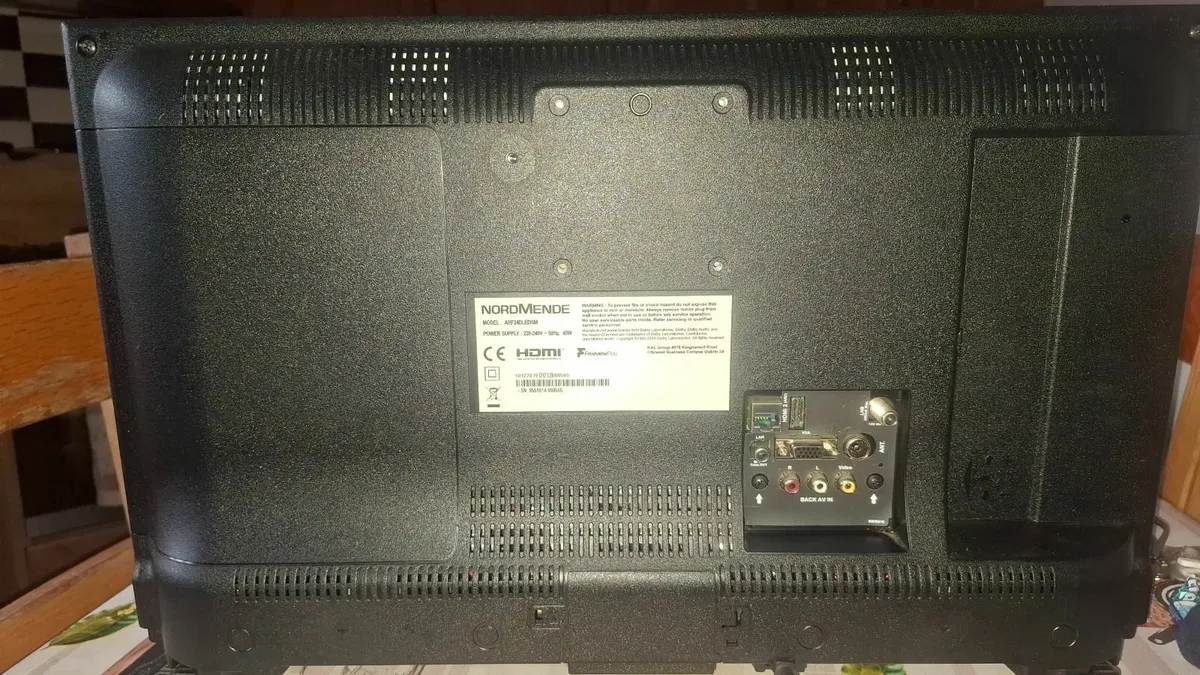 24 inch Smart tv - Image 2